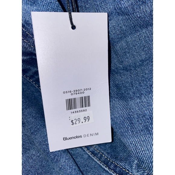 High Rise Mom Jeans - Picture 4 of 6